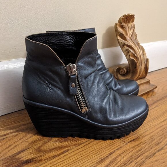 Fly London Wedge Bootie - Picture 1 of 7